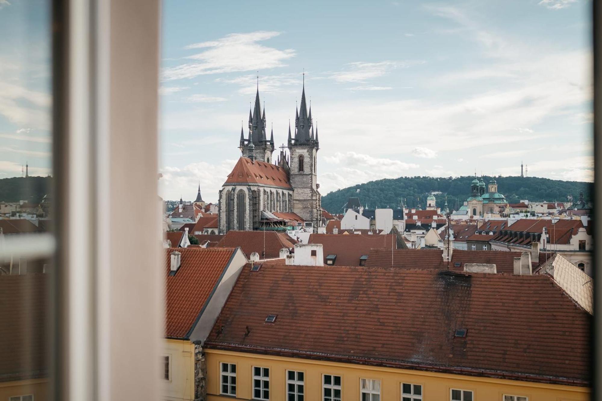Dot 3 Bdr Apartment With Tyn Cathedral View & Ac Prag Eksteriør billede