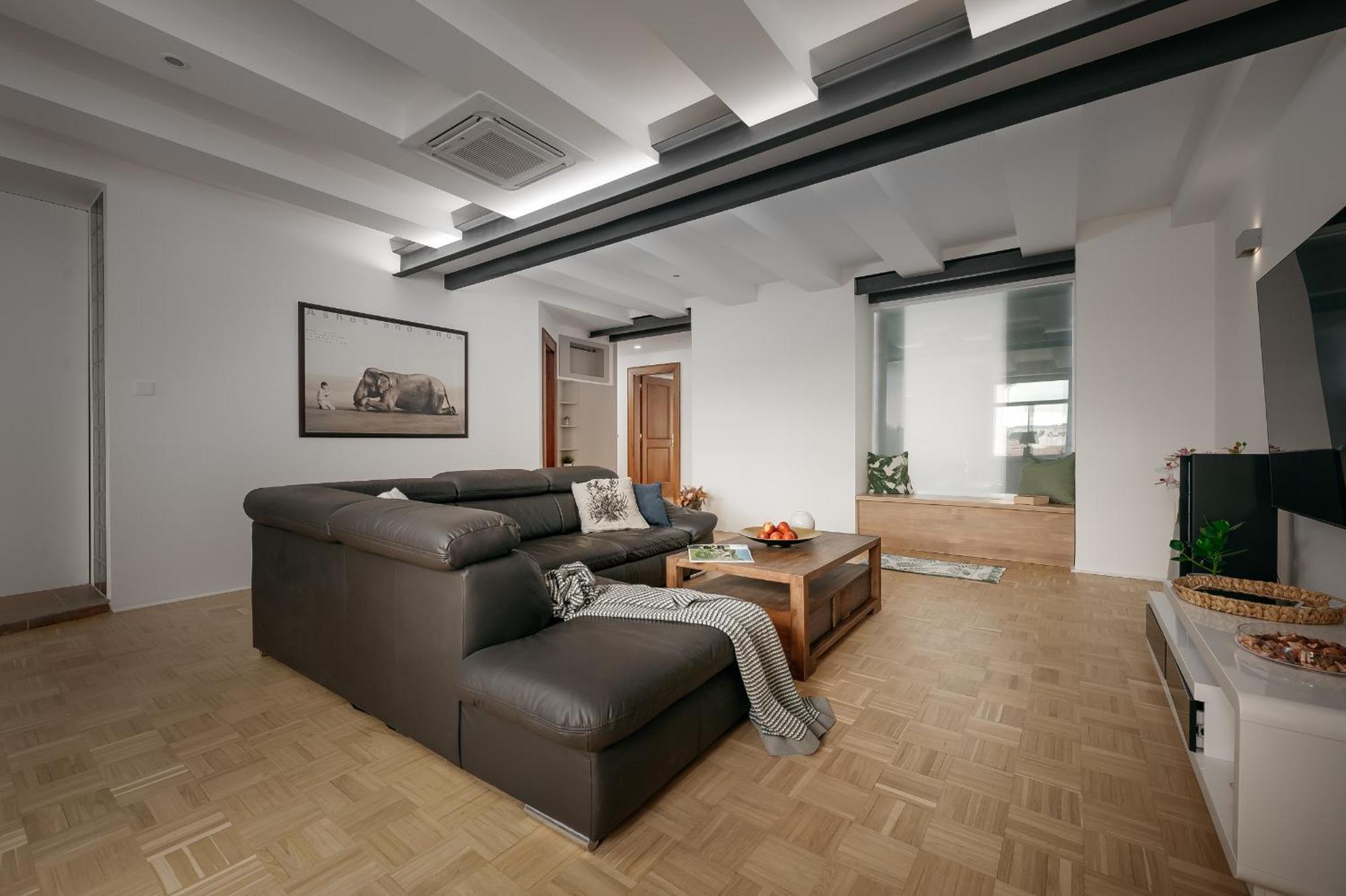 Dot 3 Bdr Apartment With Tyn Cathedral View & Ac Prag Eksteriør billede